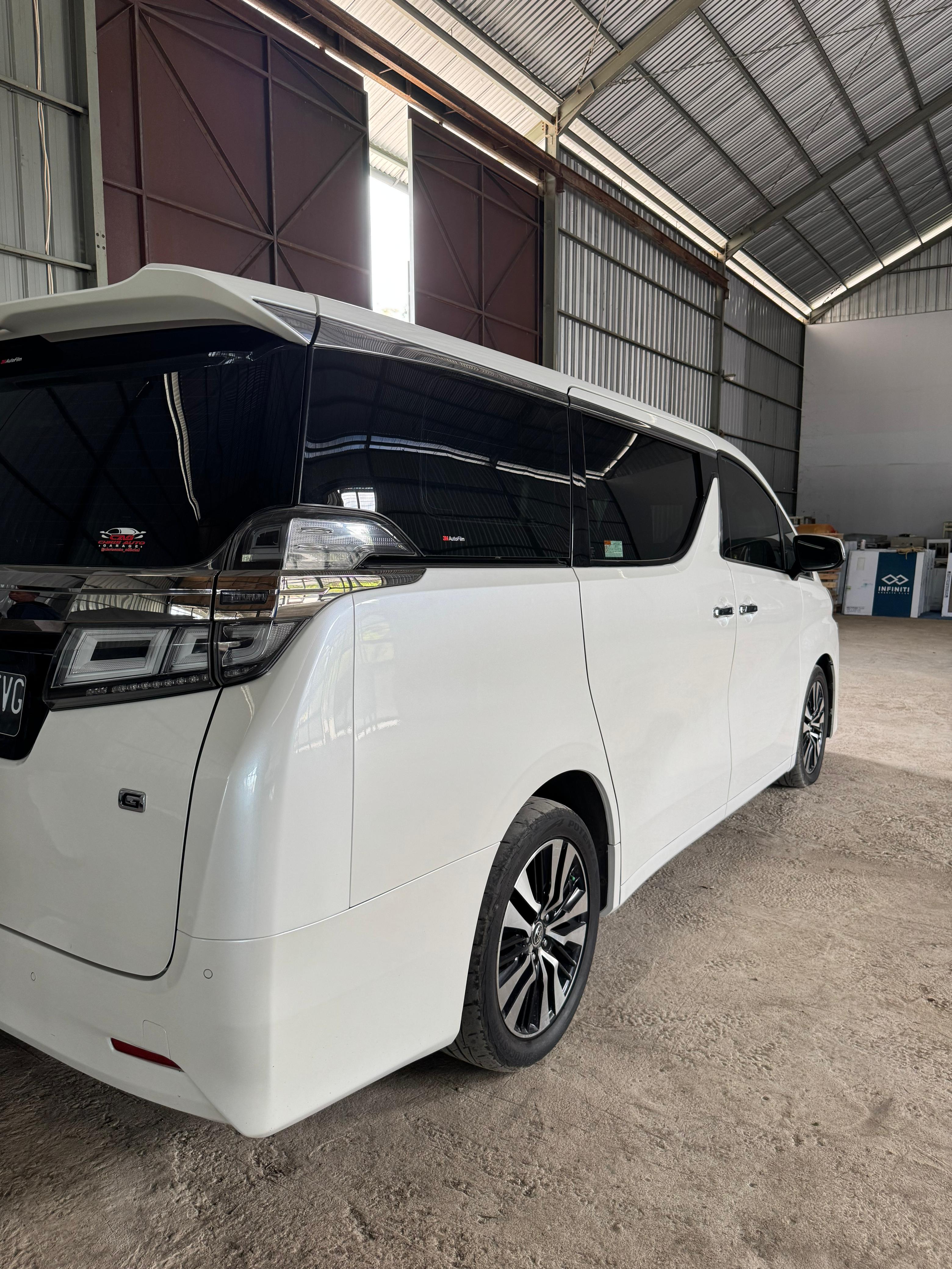 Sudut Kanan Belakang